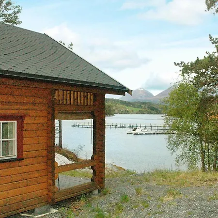 Two-bedroom In 6 Holiday home